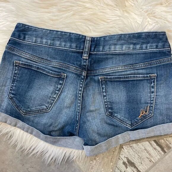 Express 00 stretchy dark wash folded hem shorts w/pockets - Picture 4 of 4